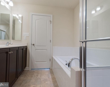 132 O'flannery Court - Photo Thumbnail 50