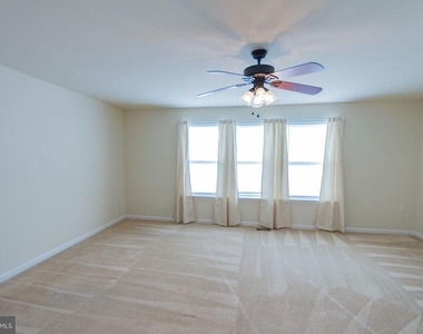 132 O'flannery Court - Photo Thumbnail 43