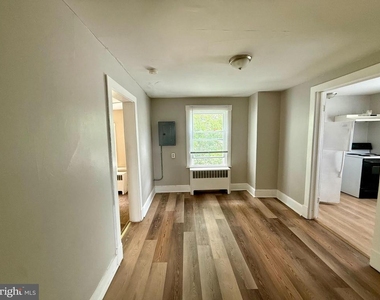 2641 Valley Avenue - Photo Thumbnail 4
