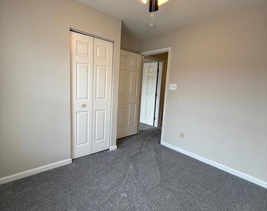 4003 Fountain Bridge Court - Photo Thumbnail 16