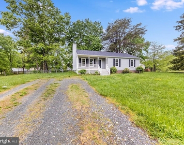 11802 Oakdale Court - Photo Thumbnail 21