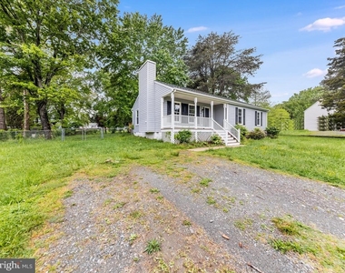 11802 Oakdale Court - Photo Thumbnail 20