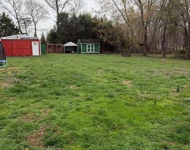 13209 Thornton Drive - Photo Thumbnail 17