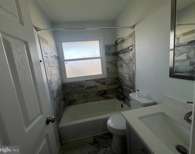 13209 Thornton Drive - Photo Thumbnail 9
