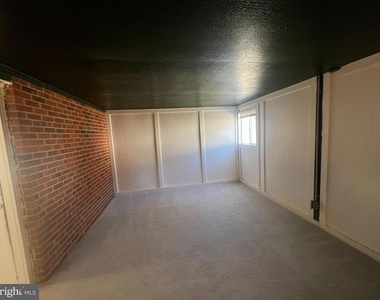 13209 Thornton Drive - Photo Thumbnail 13