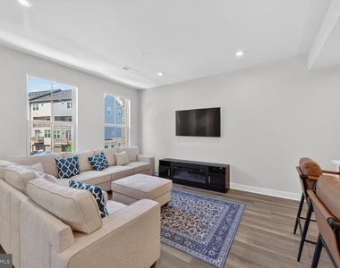 42548 Invergordon Terrace - Photo Thumbnail 10