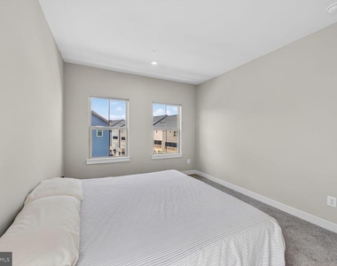 42548 Invergordon Terrace - Photo Thumbnail 24
