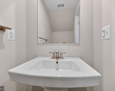42548 Invergordon Terrace - Photo Thumbnail 6