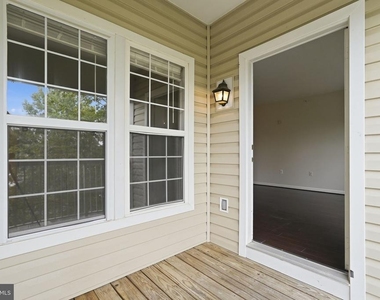 22607 Blue Elder Terrace - Photo Thumbnail 20