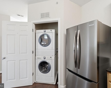 22607 Blue Elder Terrace - Photo Thumbnail 6