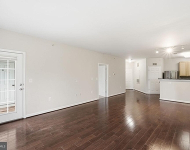 22607 Blue Elder Terrace - Photo Thumbnail 3