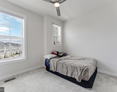 42403 Arcola Vista Terrace - Photo Thumbnail 34