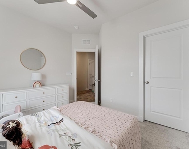 42403 Arcola Vista Terrace - Photo Thumbnail 27