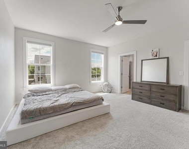 42403 Arcola Vista Terrace - Photo Thumbnail 21