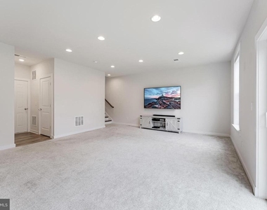 42403 Arcola Vista Terrace - Photo Thumbnail 39