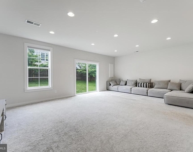 42403 Arcola Vista Terrace - Photo Thumbnail 38