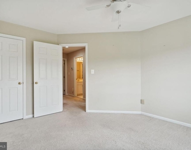 8544 Westown Way - Photo Thumbnail 17