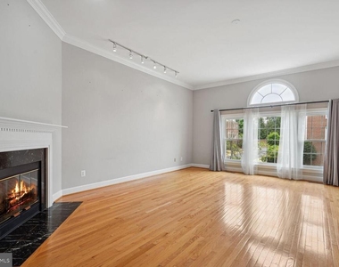 8544 Westown Way - Photo Thumbnail 4