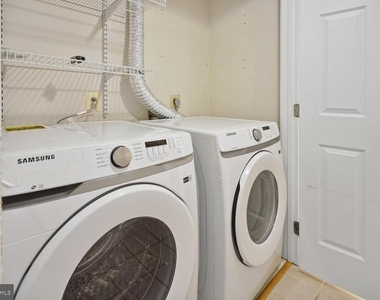 8544 Westown Way - Photo Thumbnail 26