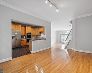 8544 Westown Way - Photo Thumbnail 6