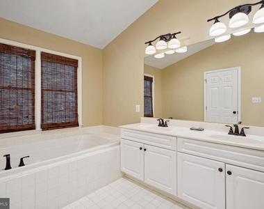 8544 Westown Way - Photo Thumbnail 15