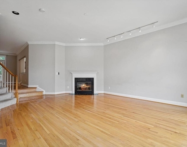 8544 Westown Way - Photo Thumbnail 2