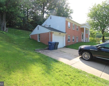4918 Althea Drive - Photo Thumbnail 2