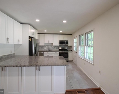 4918 Althea Drive - Photo Thumbnail 5