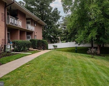 5605 Franconia Road - Photo Thumbnail 12