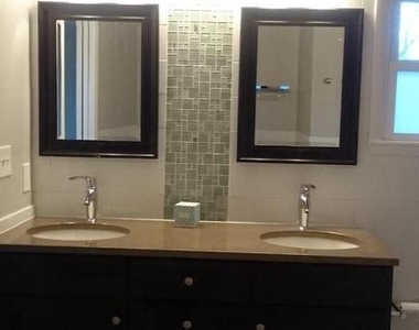 1415 Mayflower Drive - Photo Thumbnail 18