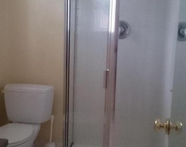 1415 Mayflower Drive - Photo Thumbnail 25