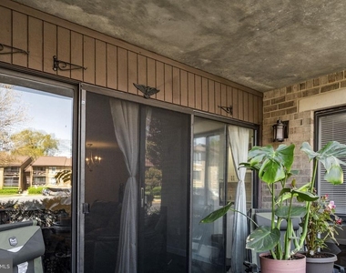 517 Florida Avenue - Photo Thumbnail 33