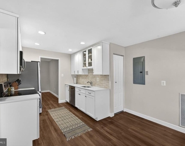 517 Florida Avenue - Photo Thumbnail 16