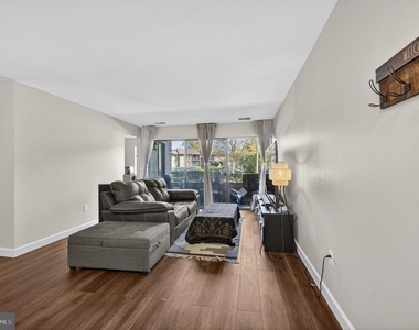 517 Florida Avenue - Photo Thumbnail 8