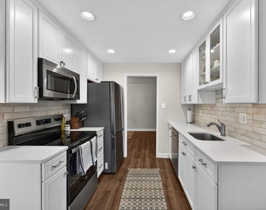 517 Florida Avenue - Photo Thumbnail 15