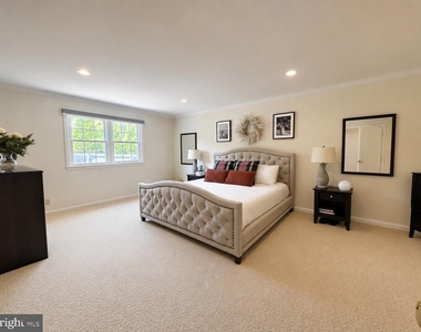 7327 Yates Court - Photo Thumbnail 18