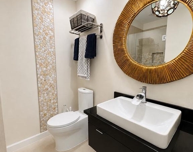 7327 Yates Court - Photo Thumbnail 11