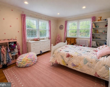 7327 Yates Court - Photo Thumbnail 15