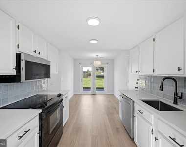 13214 Jasper Road - Photo Thumbnail 2