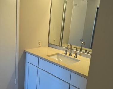 8360 Greensboro Drive - Photo Thumbnail 24