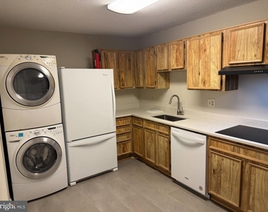 8360 Greensboro Drive - Photo Thumbnail 27