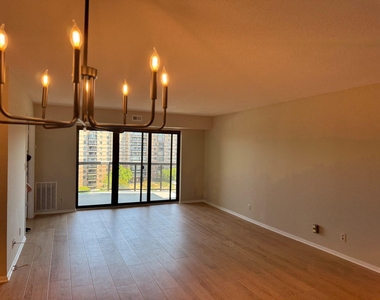 8360 Greensboro Drive - Photo Thumbnail 11