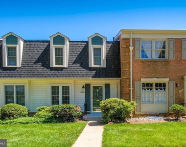 1528 Westmoreland Street - Photo Thumbnail 1