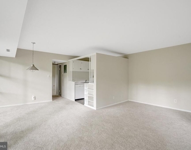 7717 Donnybrook Court - Photo Thumbnail 13