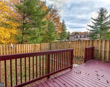 7732 Matisse Way - Photo Thumbnail 26