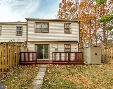 7732 Matisse Way - Photo Thumbnail 29