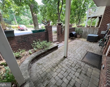 102 Lounsbury Place - Photo Thumbnail 13