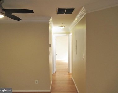 244 S Reynolds Street - Photo Thumbnail 13