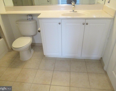 851 N Glebe Road - Photo Thumbnail 17