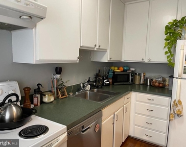 306 S Wayne Street - Photo Thumbnail 6